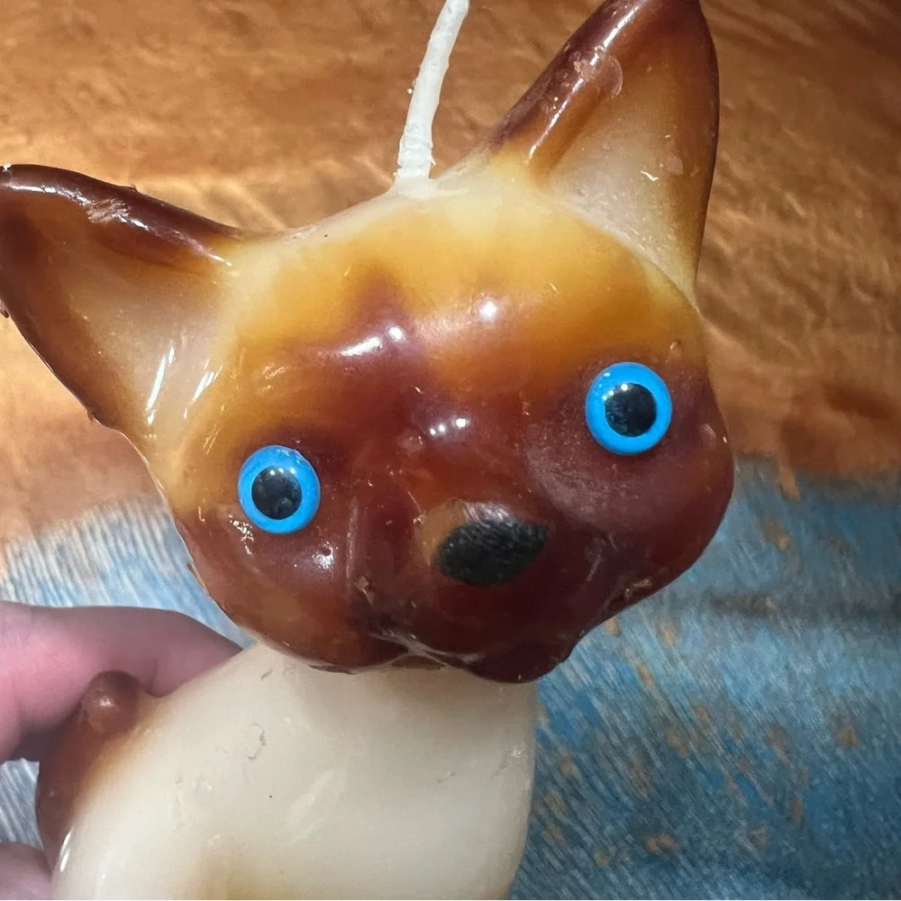 Vintage blue eyes Siamese cat candle new